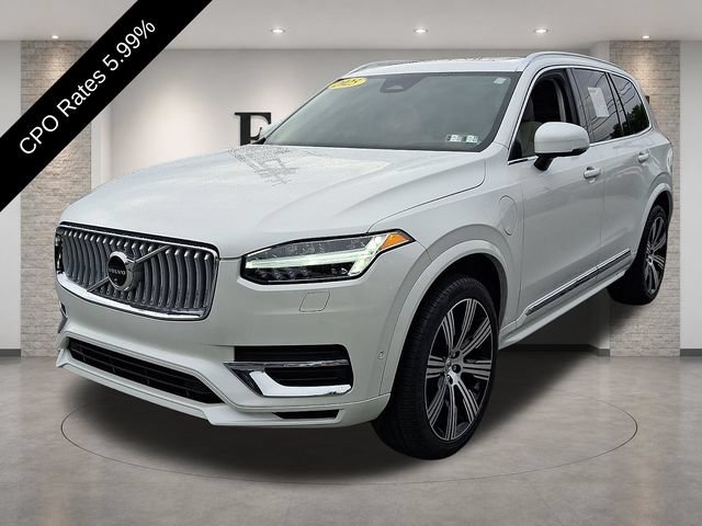 Certified 2025 Volvo XC90 T8 Ultra w/ Protection Package AWD/4WD image 3