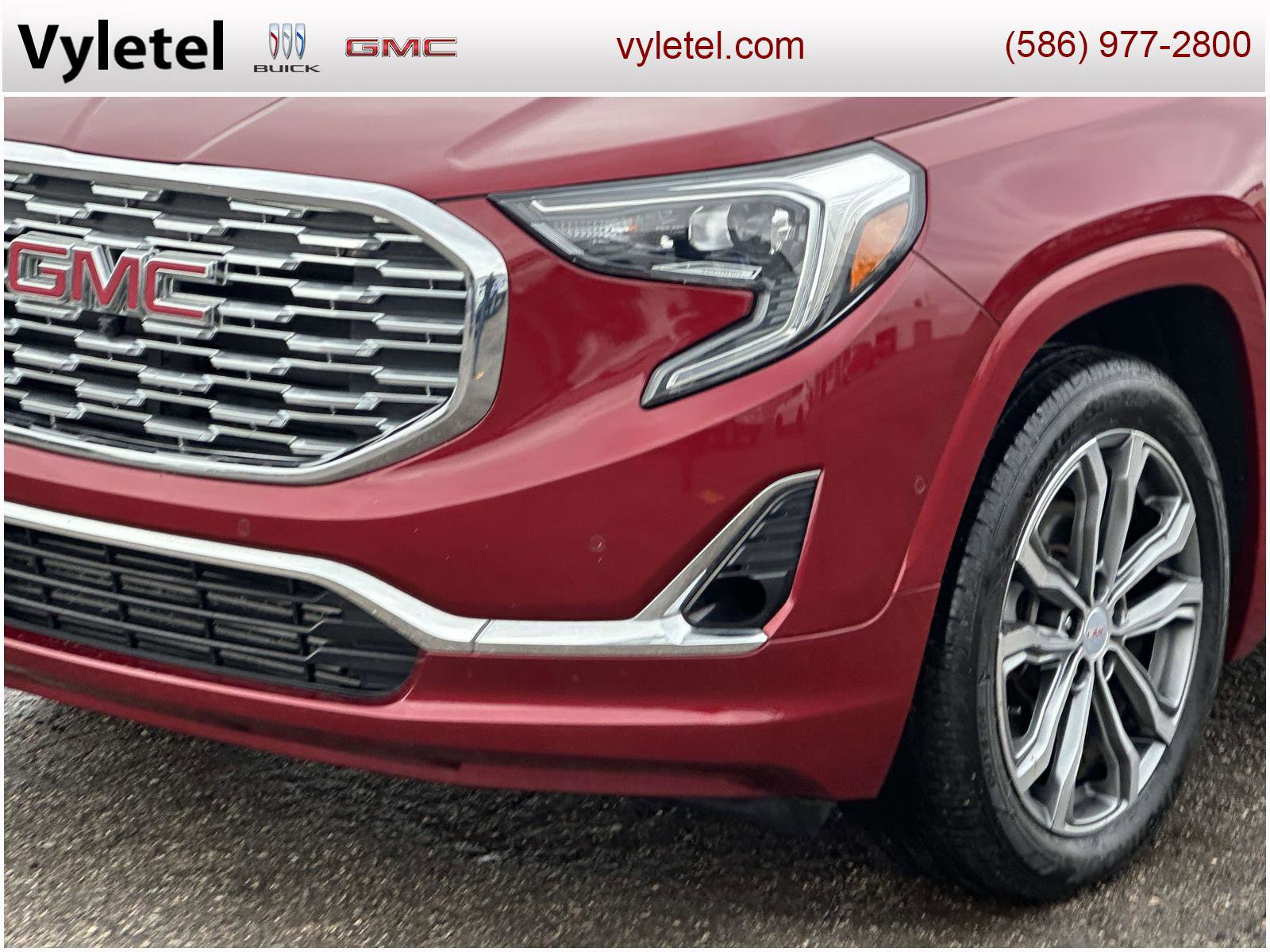 Used 2018 GMC Terrain Denali w/ Advanced Safety Package image 6