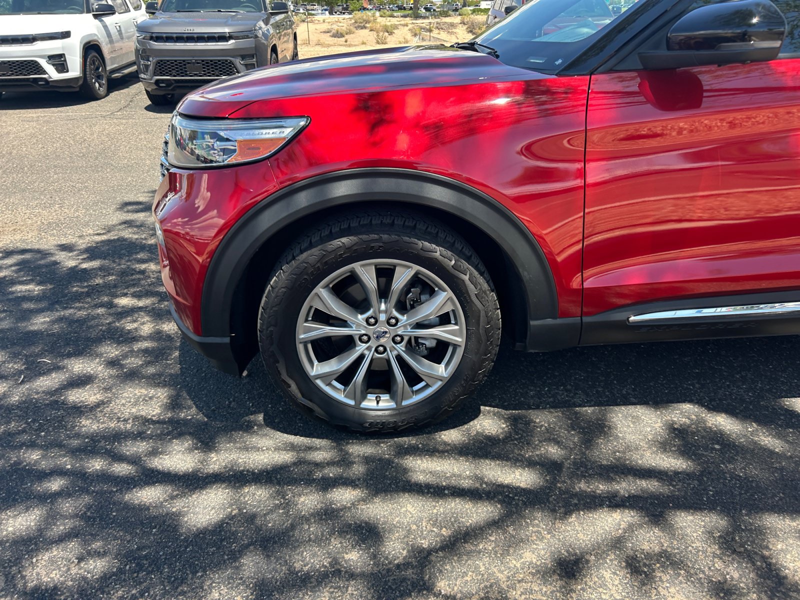 Used 2021 Ford Explorer Limited w/ Equipment Group 301A RWD image 26