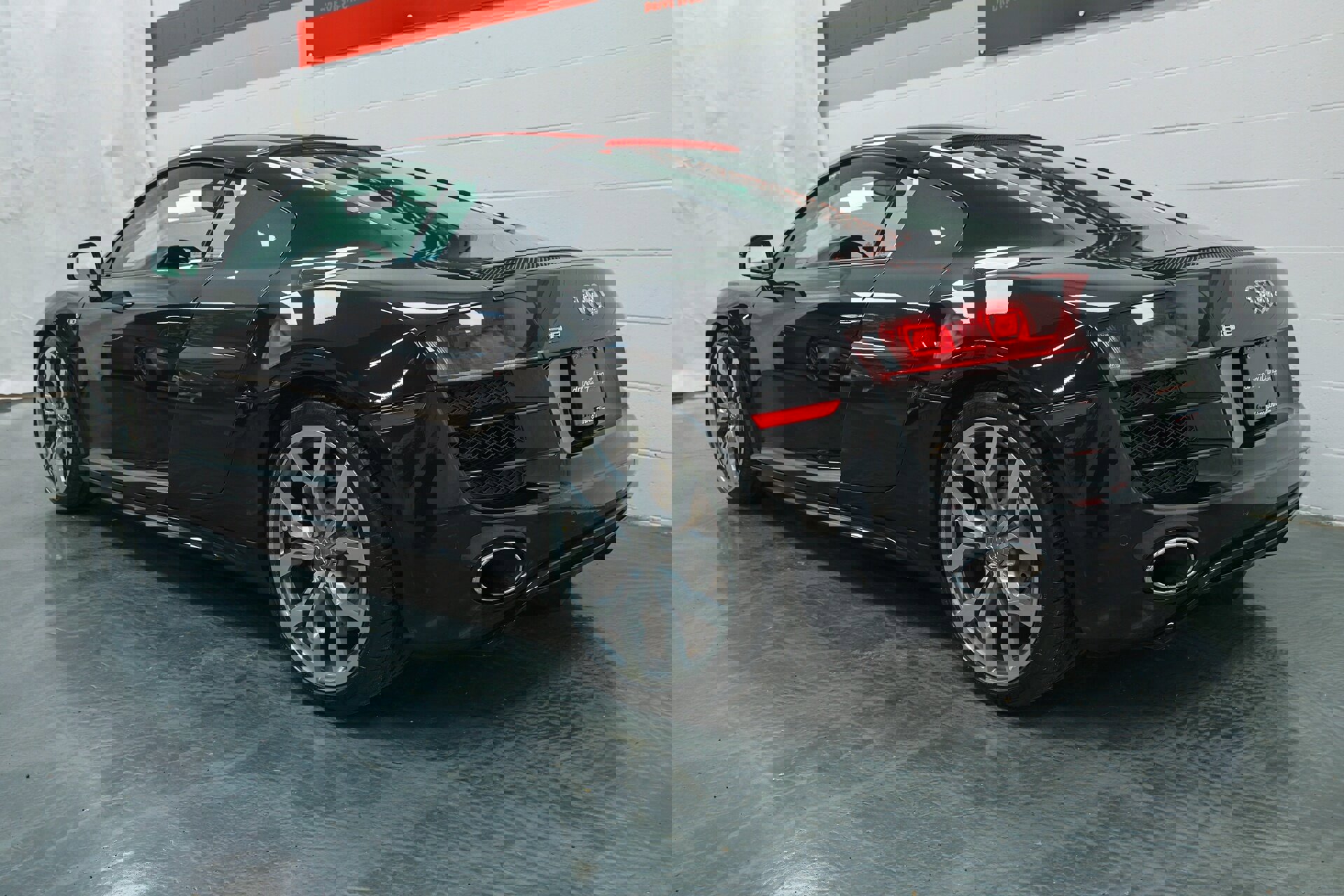 Used 2011 Audi R8 V10 image 18