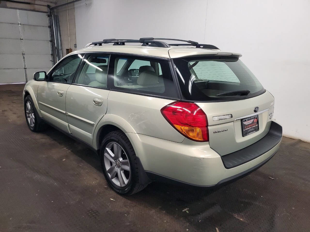 Used 2006 Subaru Outback 3.0R L.L. Bean w/ Popular Equipment Group 2B AWD/4WD image 4