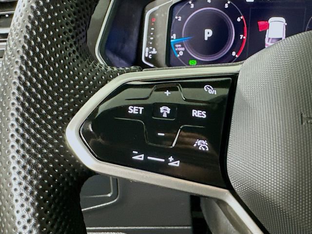 Used 2024 Volkswagen Tiguan SEL R-Line w/ MDO Package, Two-Row image 12