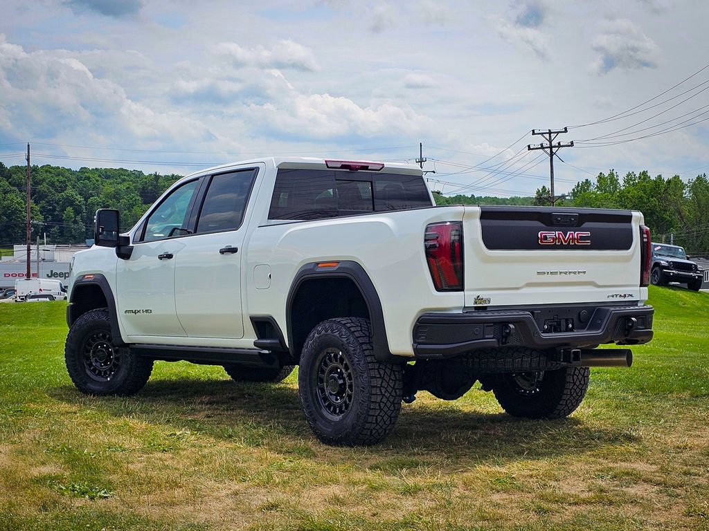 New 2026 GMC Sierra 2500 AT4X w/ AT4X AEV Edition AWD/4WD image 7