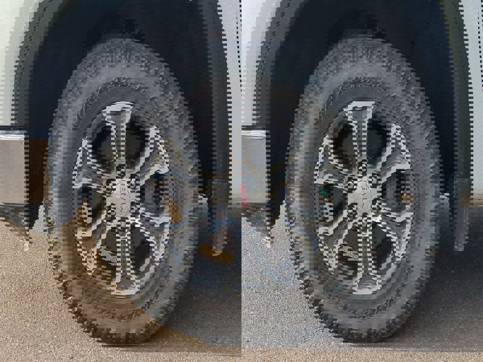 Used 2020 GMC Sierra 1500 4x4 Double Cab image 15