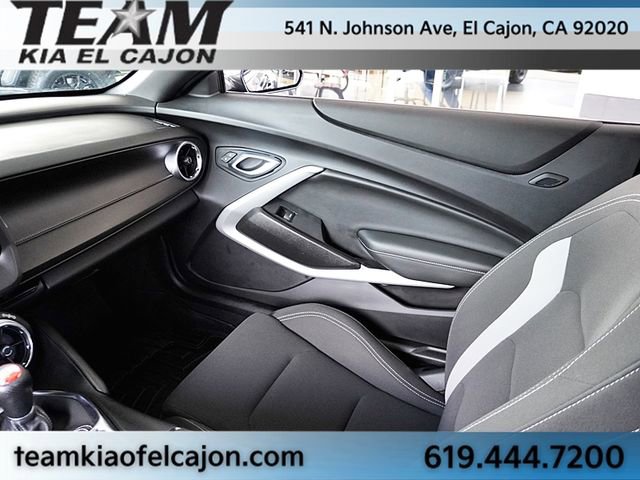 Used 2020 Chevrolet Camaro SS RWD image 22