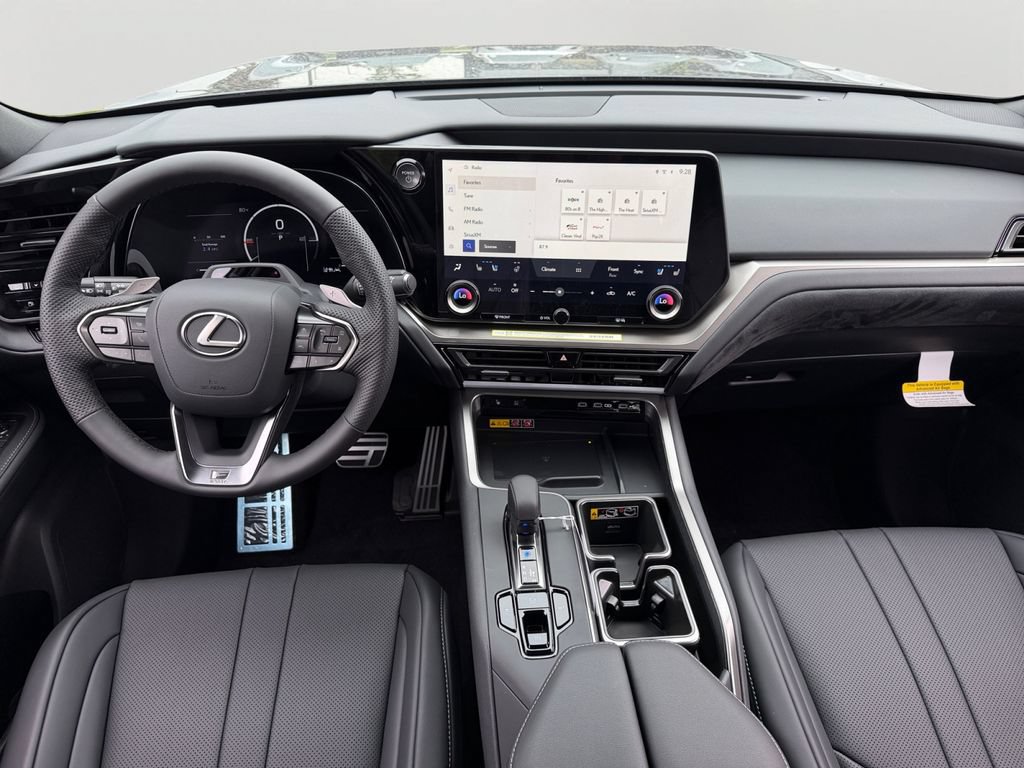 New 2026 Lexus TX 500h AWD image 10