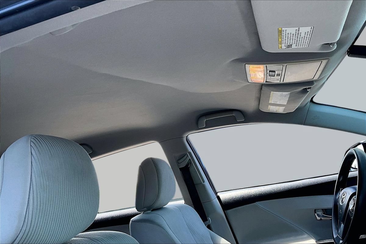 Used 2013 Toyota Venza LE FWD image 26