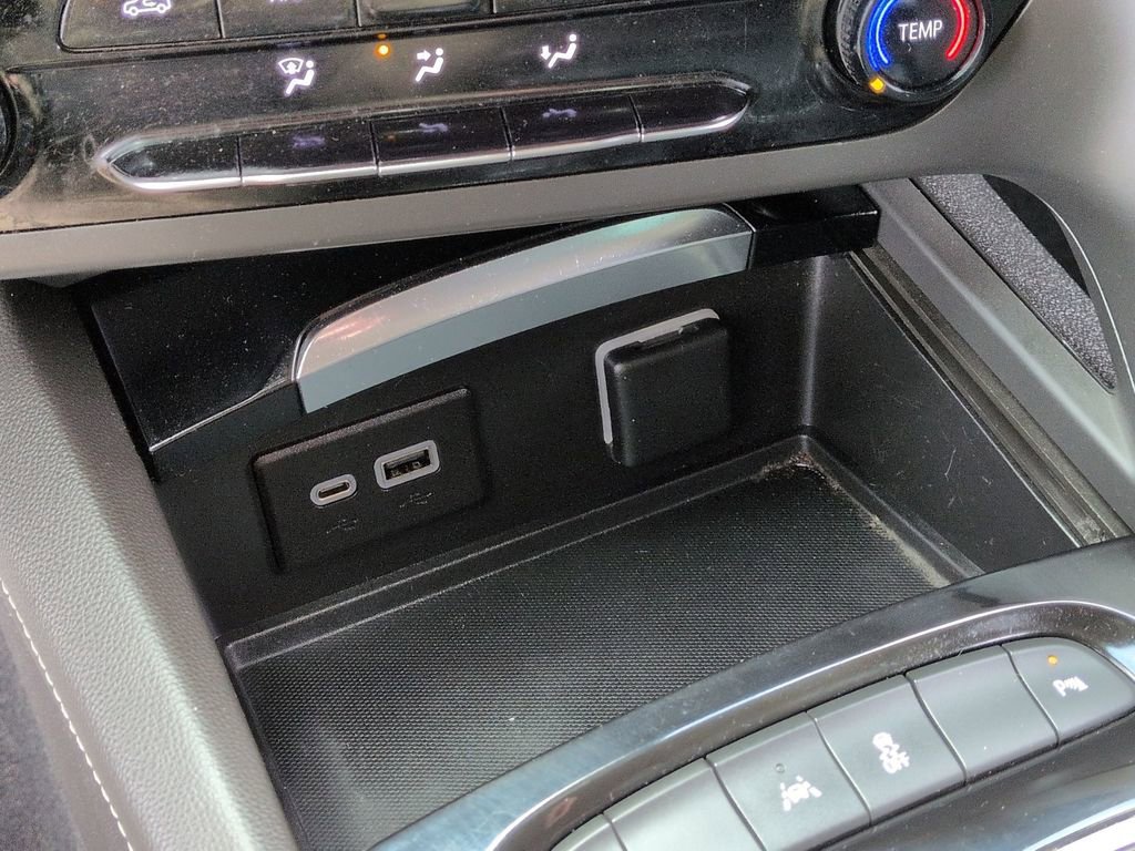 Used 2023 Buick Envision Preferred FWD image 31