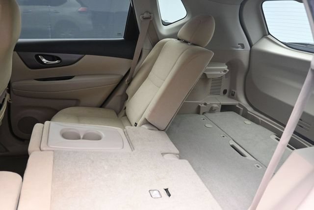 Used 2015 Nissan Rogue SV w/ SV Premium Package FWD image 21