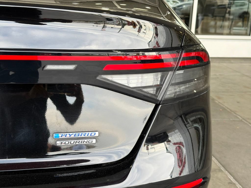 Used 2024 Honda Accord Touring image 13