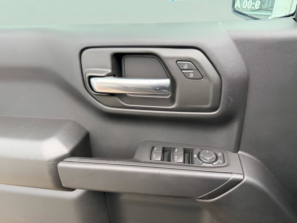 New 2026 Chevrolet Silverado 1500 Custom w/ Turbomax Blackout Package image 25