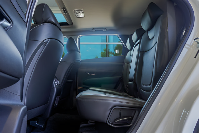 New 2026 Hyundai Tucson SEL FWD image 32
