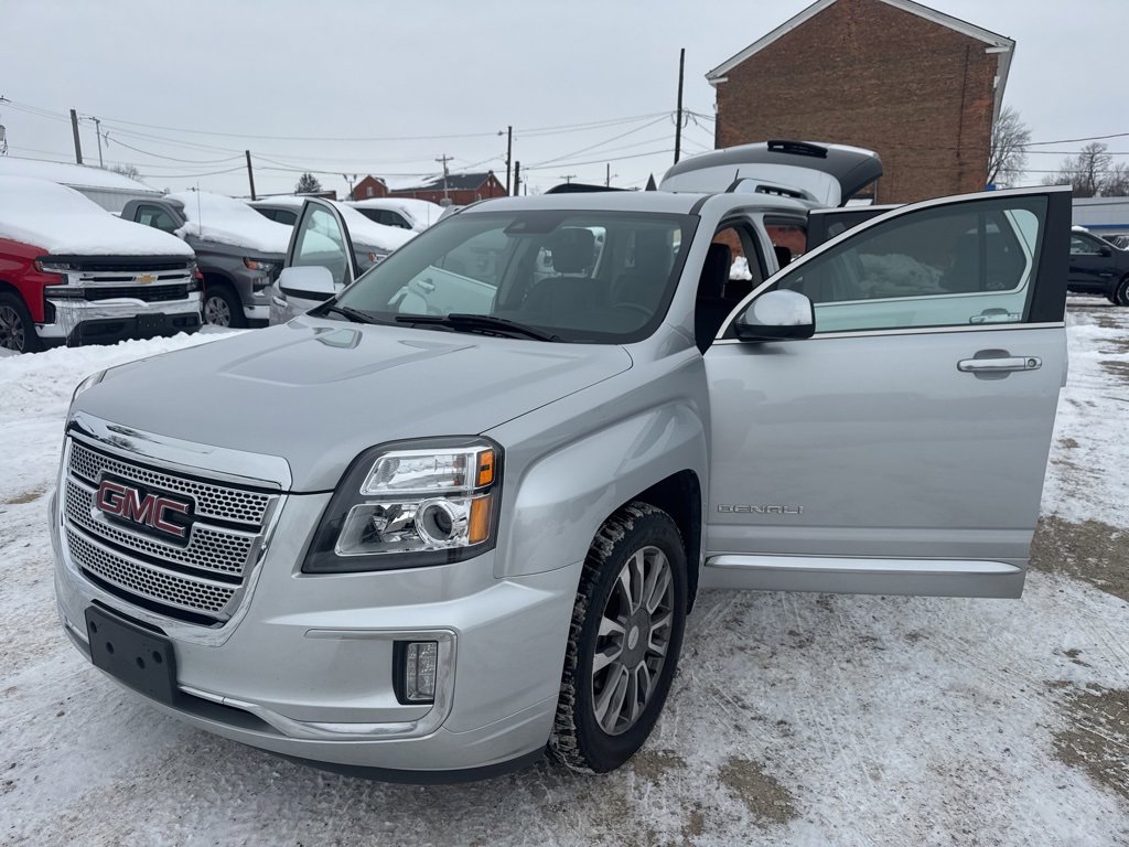 Used 2016 GMC Terrain Denali image 32