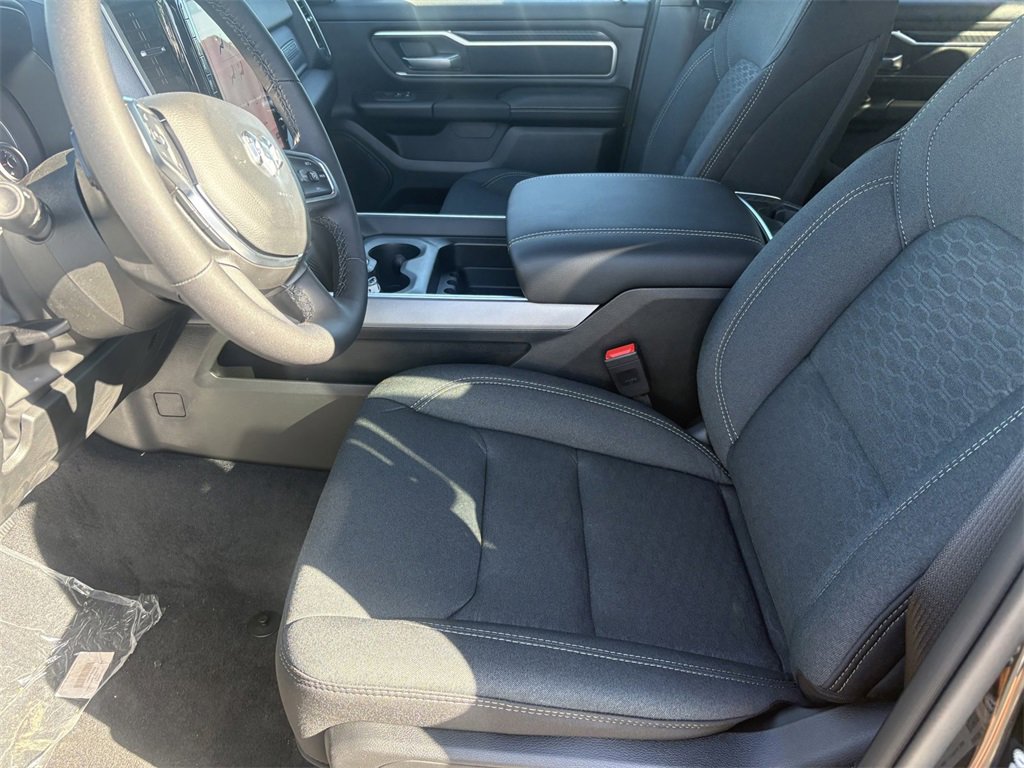 New 2026 RAM 1500 4x4 Crew Cab image 20