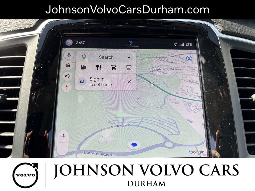 Used 2024 Volvo XC90 B5 Core w/ Protection Package Premier image 19