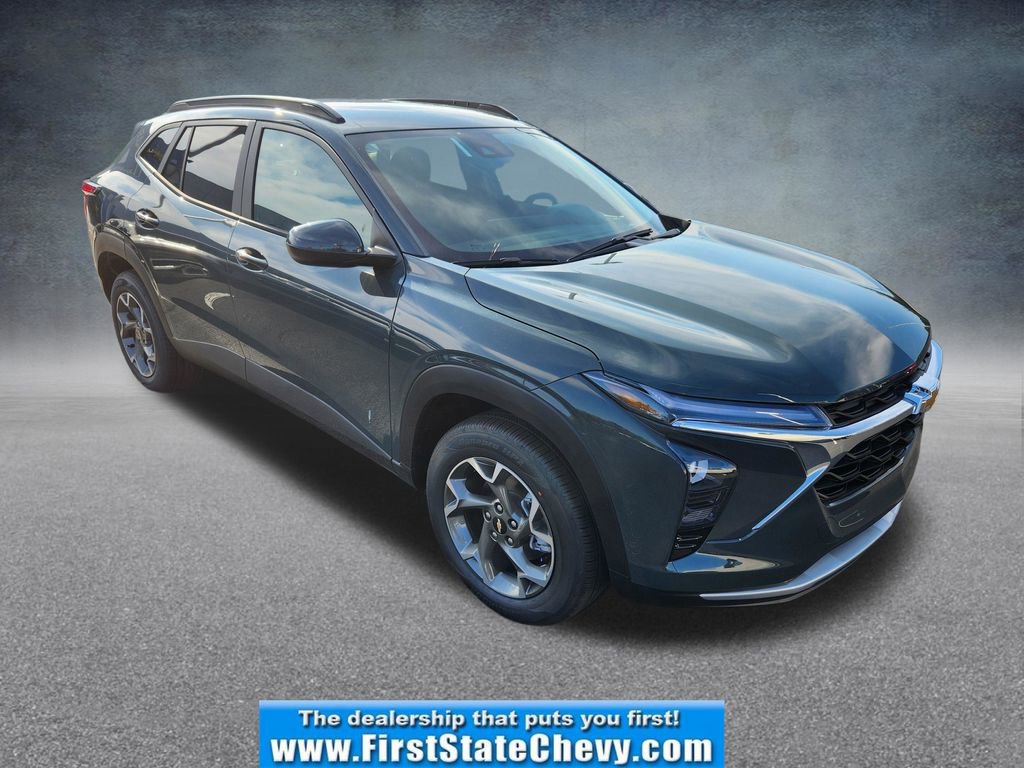 New 2026 Chevrolet Trax LT w/ Driver Confidence Package image 1