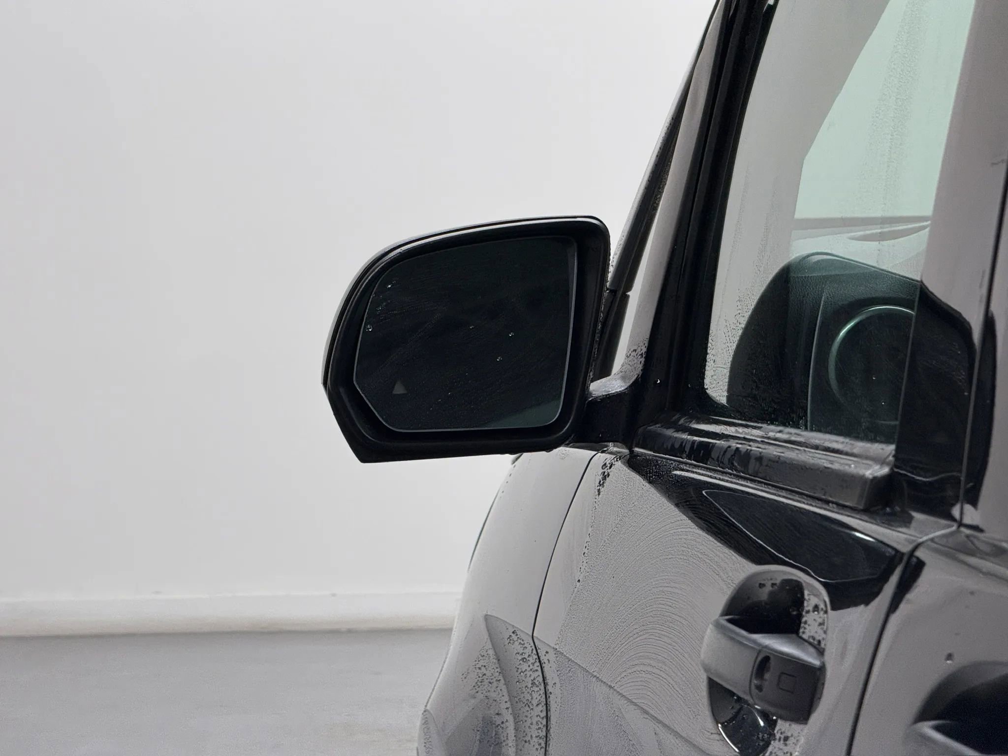 Used 2016 Mercedes-Benz Metris Passenger image 41