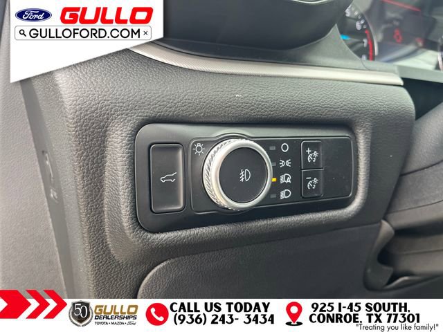 Used 2023 Ford Explorer XLT w/ Equipment Group 202A AWD/4WD image 22