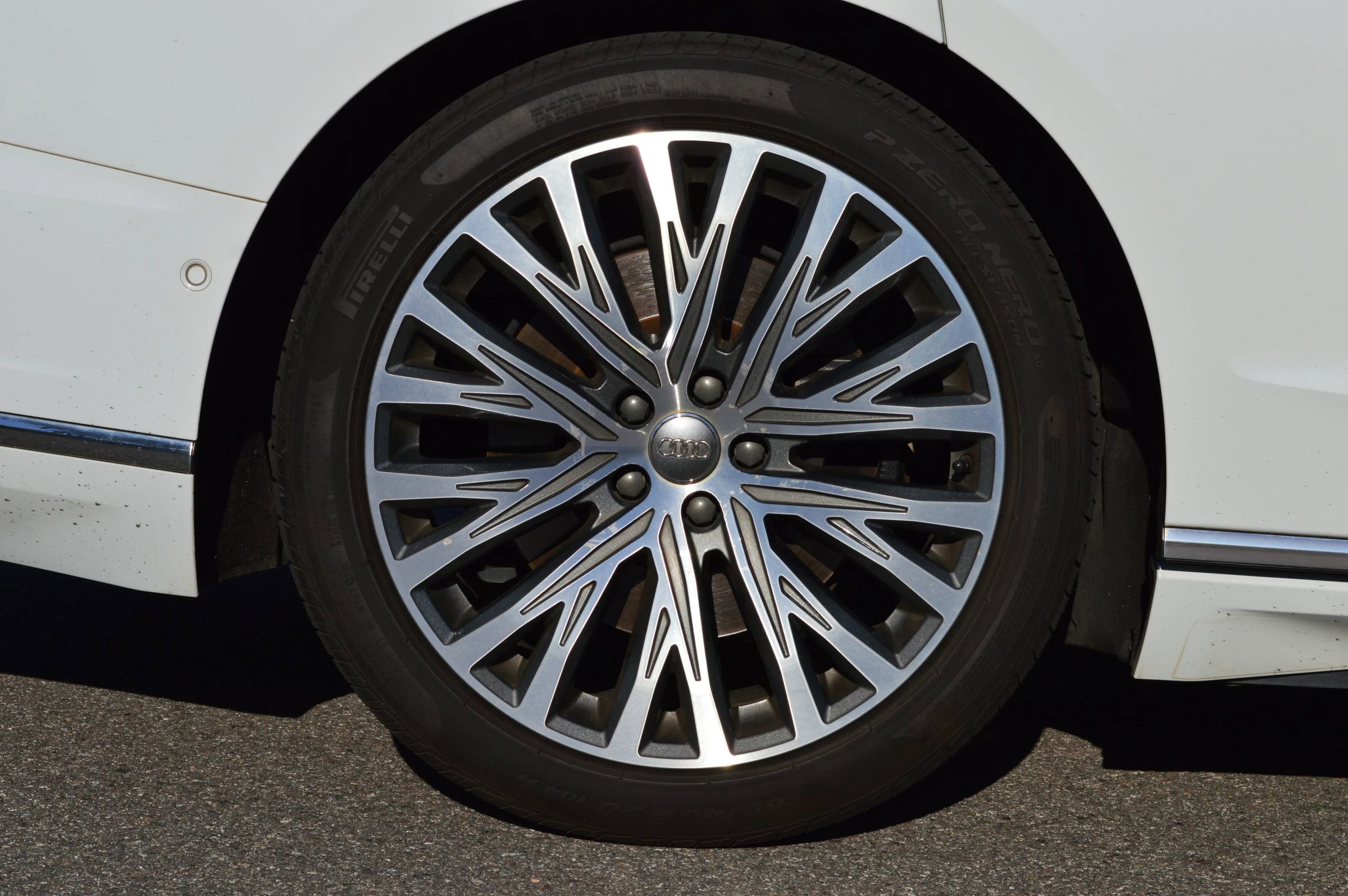 Used 2019 Audi A8 L 3.0T w/ Executive Package image 12