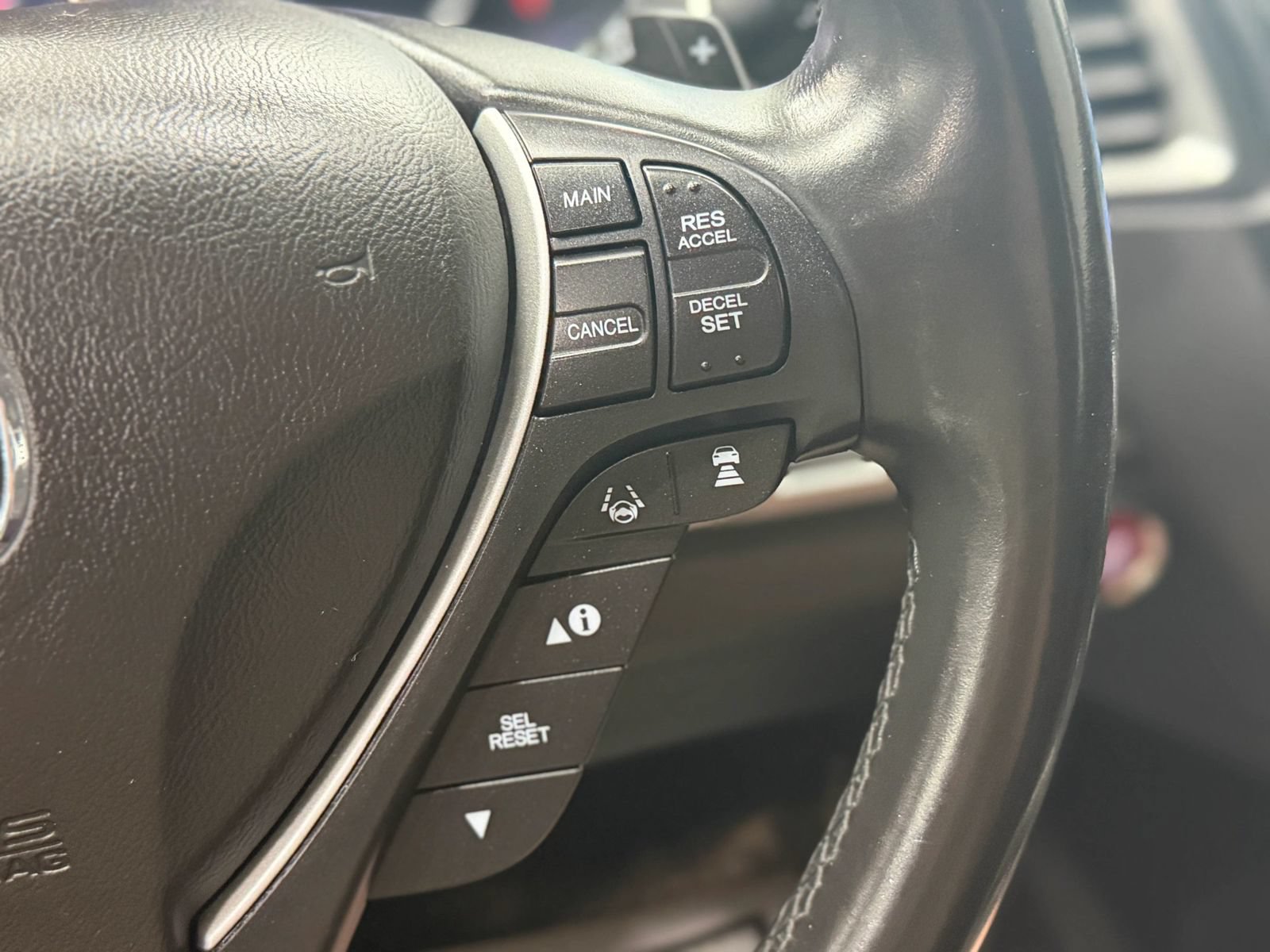 Used 2017 Acura RDX AWD w/ Advance Package image 18