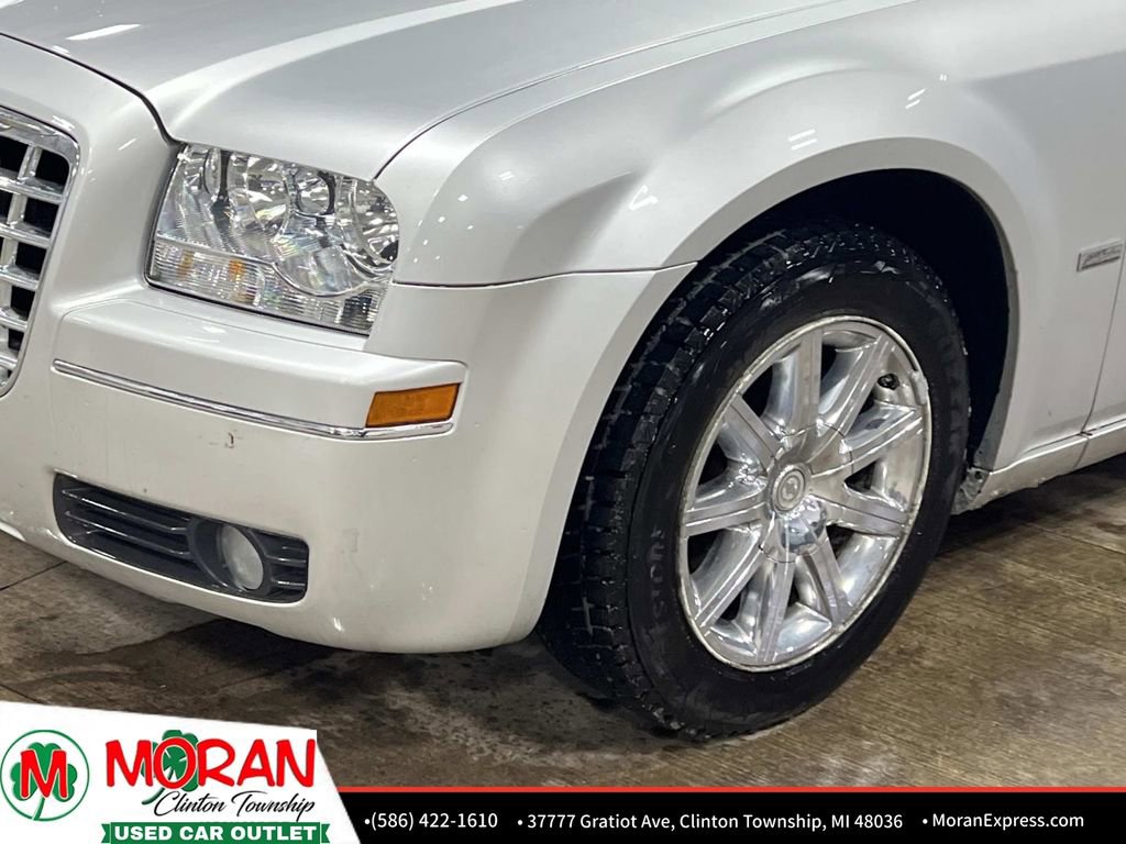 Used 2008 Chrysler 300 Touring image 9