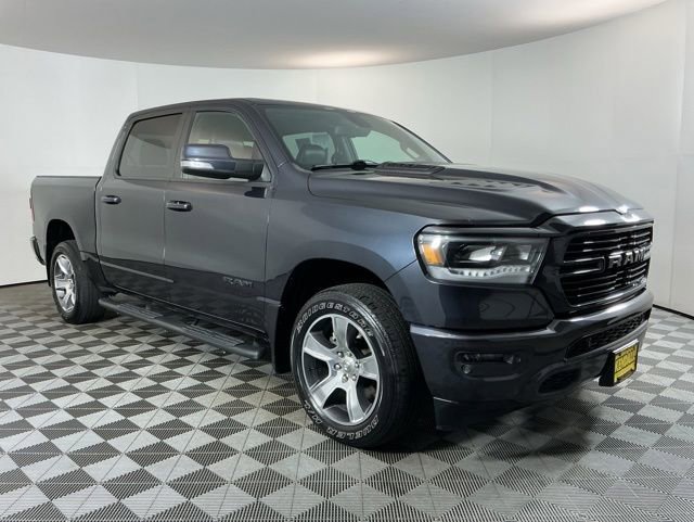 Used 2020 RAM 1500 Sport w/ Level 2 Equipment Goup w/2_L AWD/4WD image 3