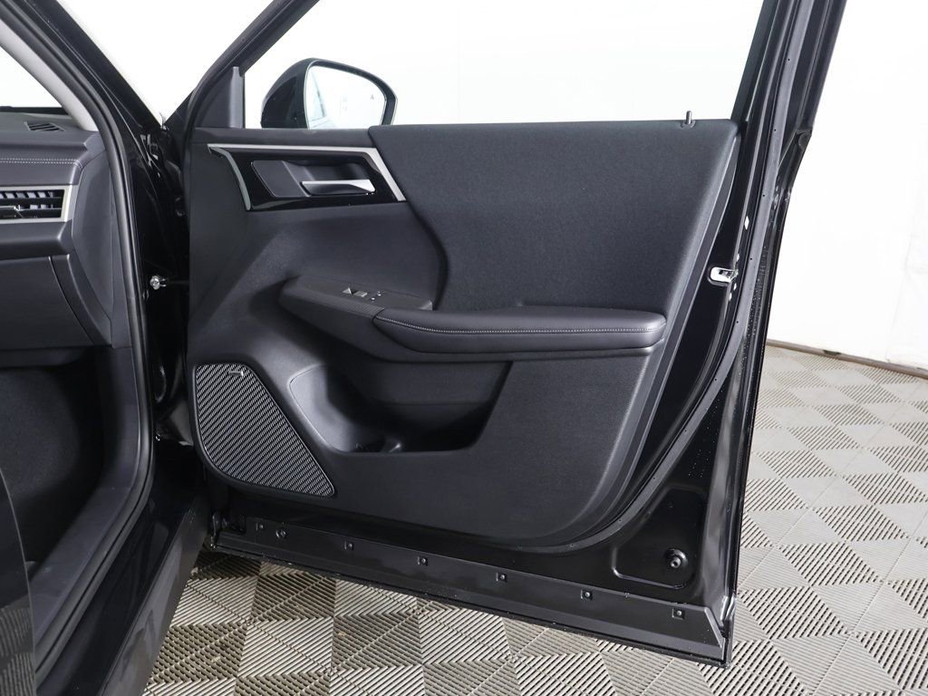 New 2026 Mitsubishi Outlander ES image 23