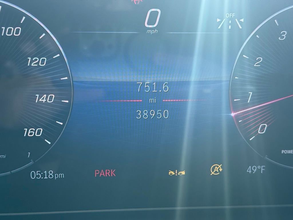 Used 2024 Mercedes-Benz GLS 450 4MATIC image 37