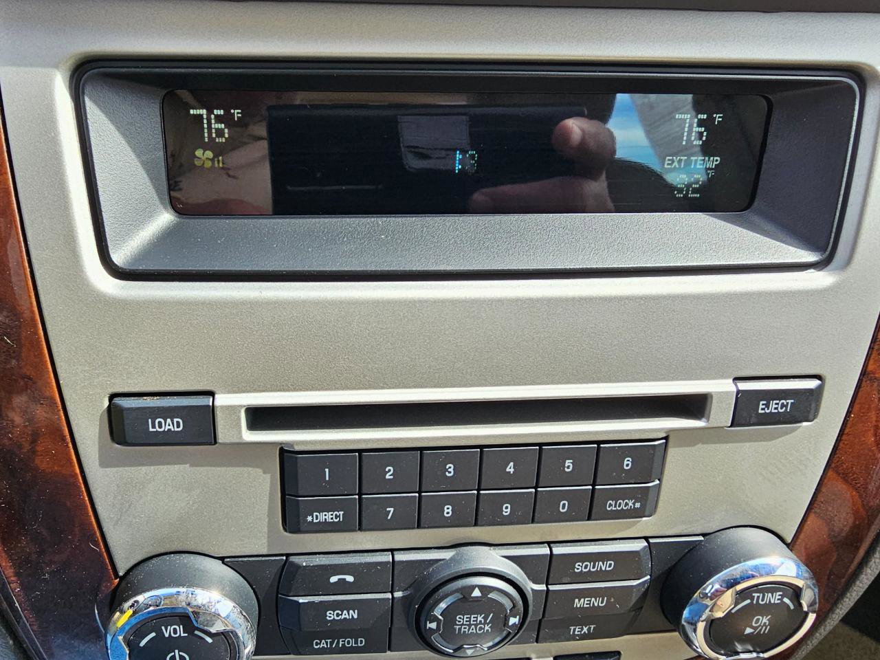 Used 2012 Ford Fusion SEL image 38