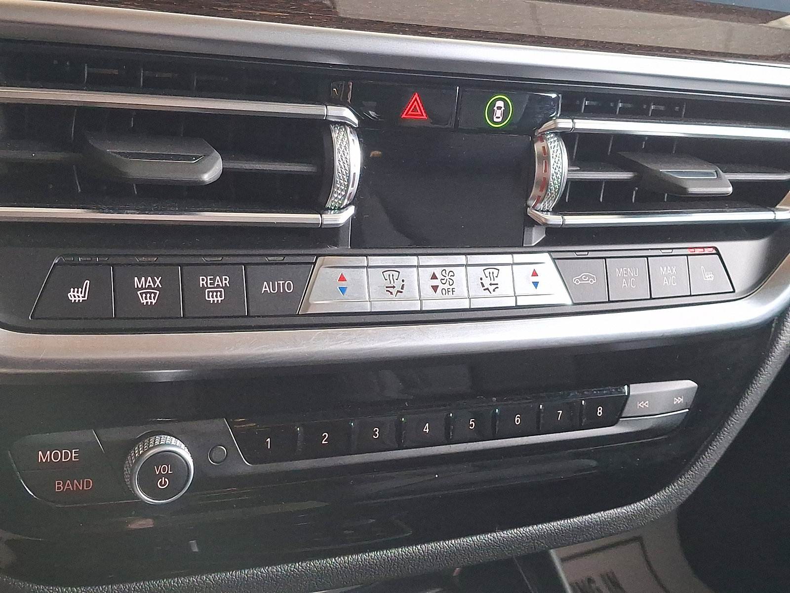 Used 2023 BMW X3 xDrive30i w/ Convenience Package image 15