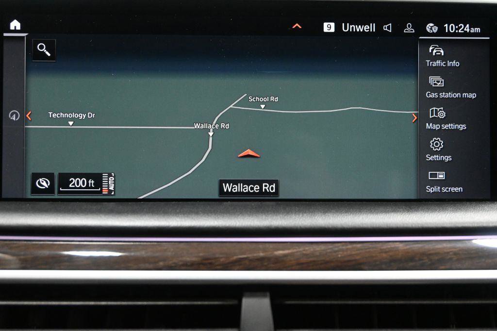 Used 2020 BMW 740i xDrive w/ Premium Package image 26