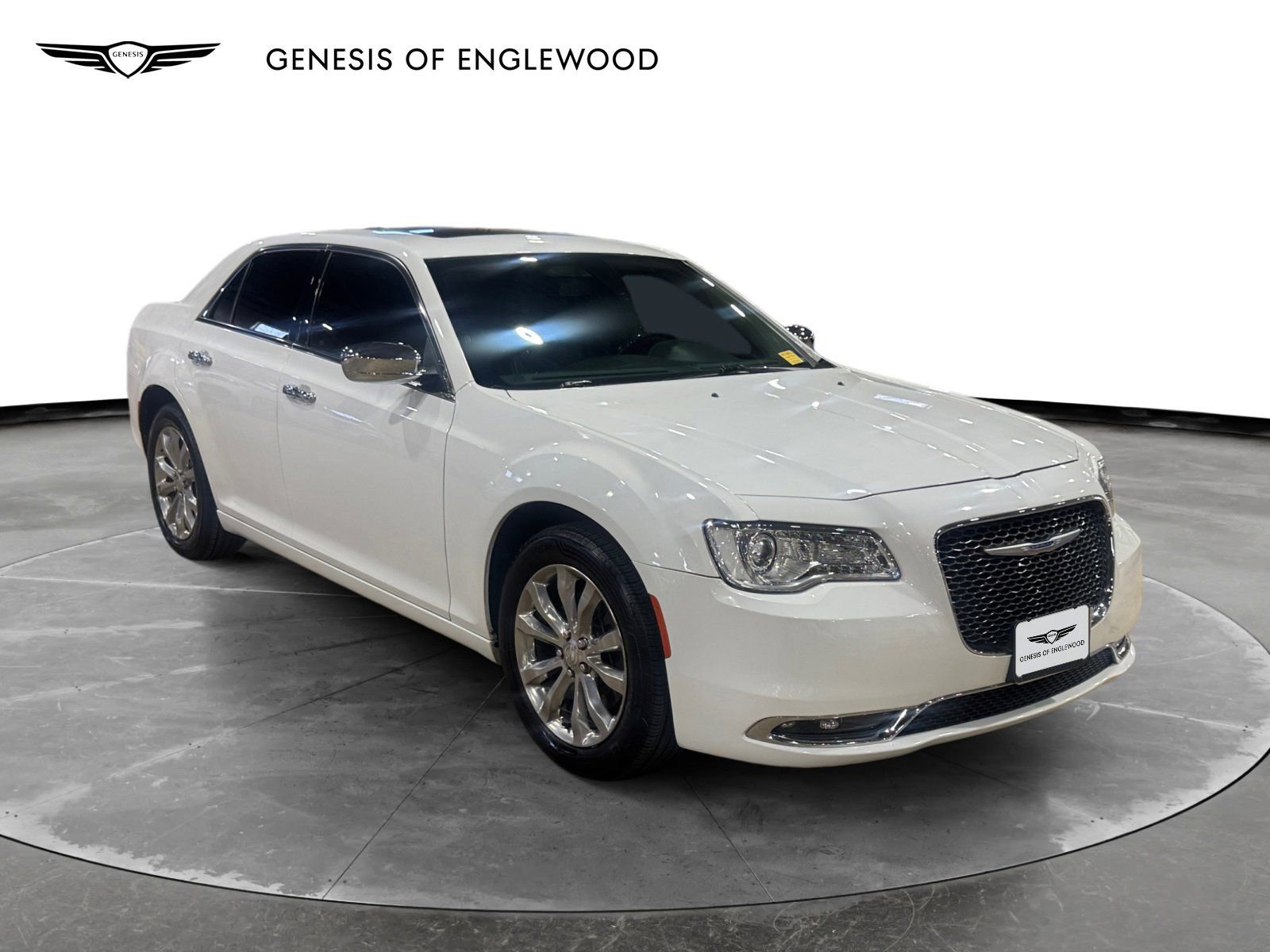 Used 2019 Chrysler 300 Limited w/ Light Group image 7