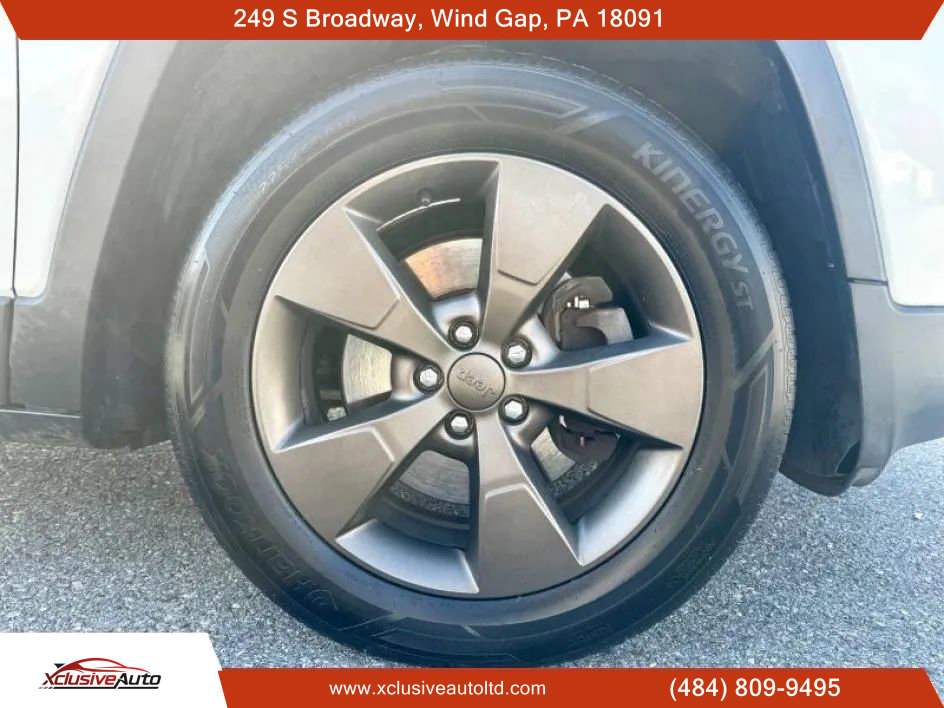 Used 2016 Jeep Cherokee 75th Anniversary image 13