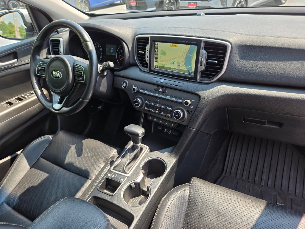 Used 2017 Kia Sportage EX w/ EX Technology Package FWD image 11