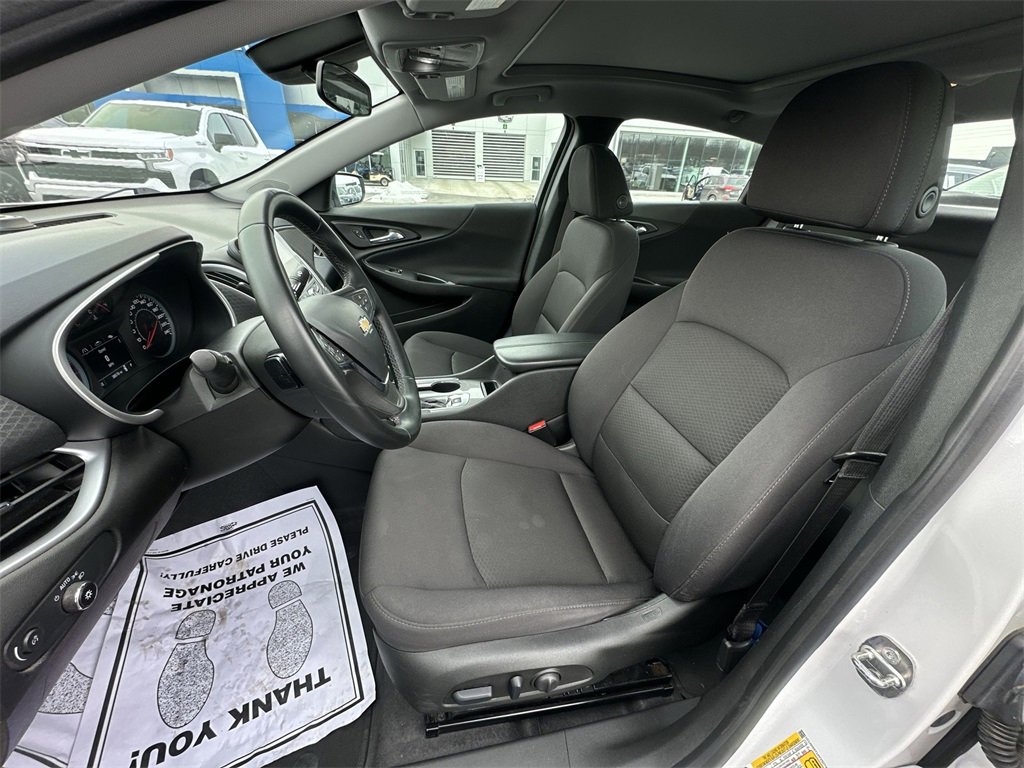 Used 2023 Chevrolet Malibu LT image 11