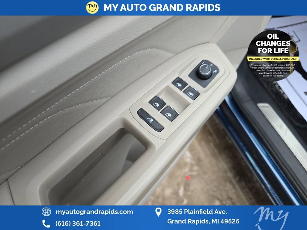 Used 2022 Volkswagen Atlas SEL image 11