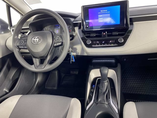 Used 2024 Toyota Corolla LE FWD image 11
