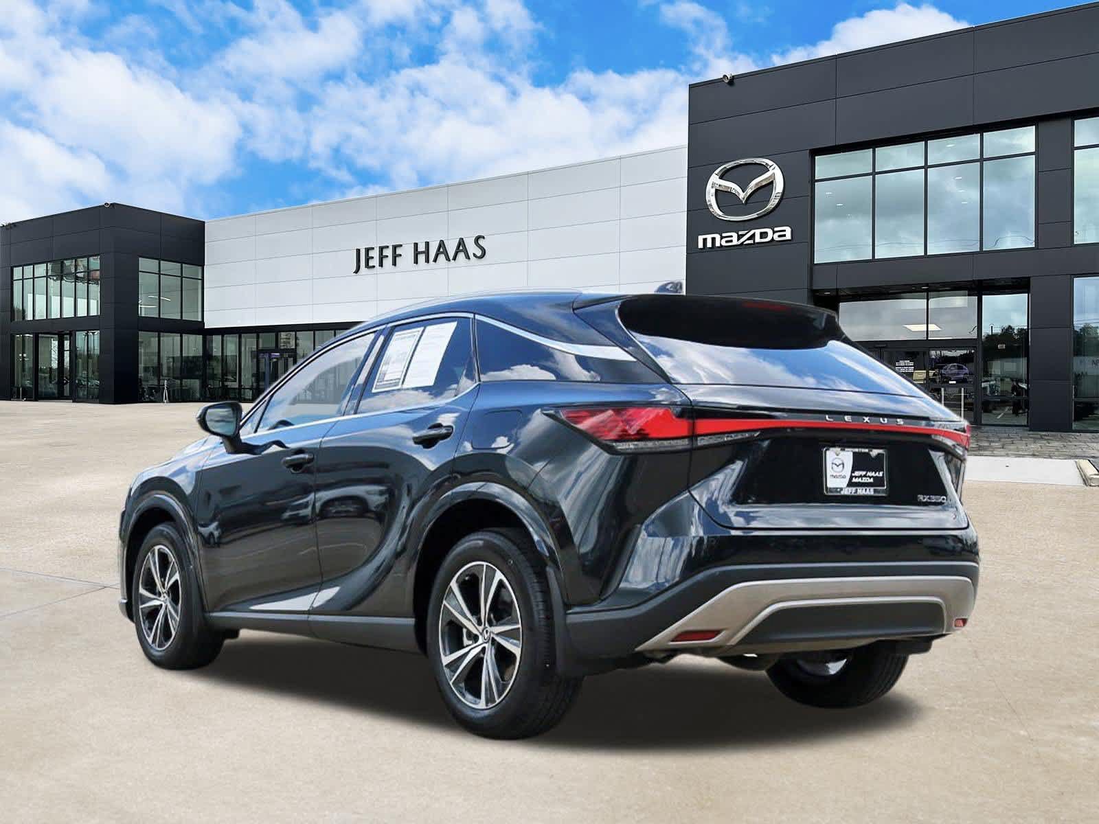 Used 2024 Lexus RX 350 Premium w/ Convenience Package FWD image 2