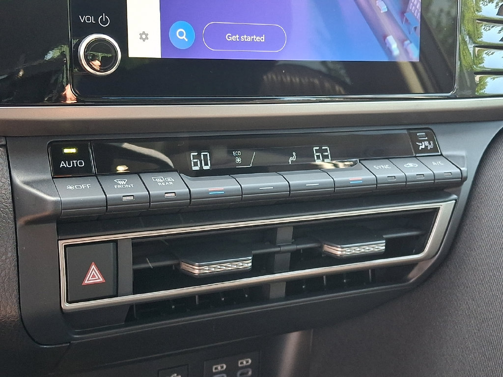 Used 2026 Toyota Camry LE FWD image 18