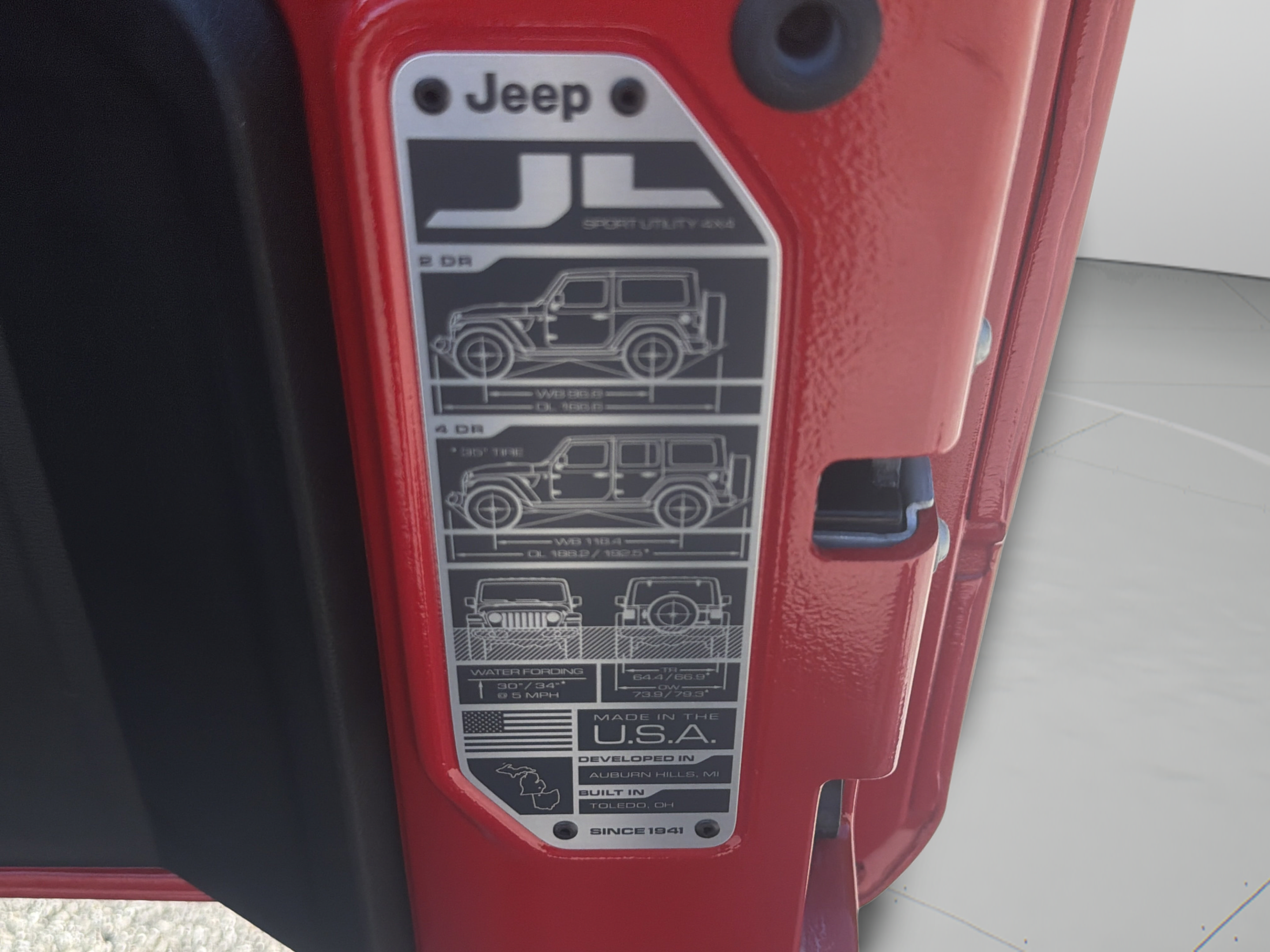 Used 2026 Jeep Wrangler Unlimited Rubicon w/ Safety Group AWD/4WD image 29