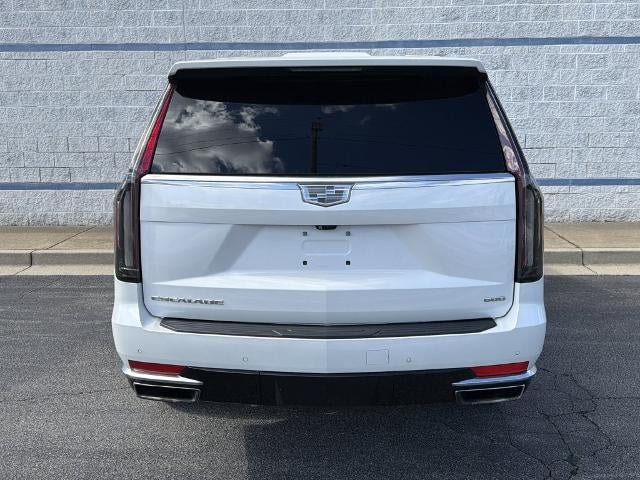 Certified 2023 Cadillac Escalade Premium Luxury w/ LPO, Radiant Package AWD/4WD image 6