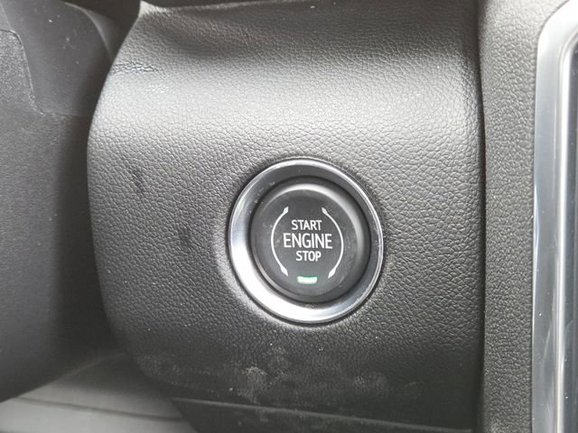 New 2026 GMC Acadia Denali Ultimate w/ LPO, Floor Liner Package image 16