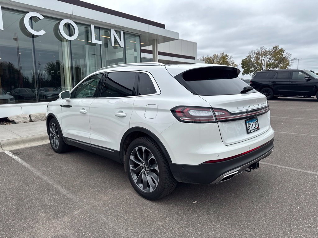 Used 2022 Lincoln Nautilus Reserve w/ Equipment Group 201A AWD/4WD image 4