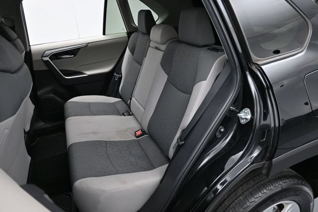 Used 2021 Toyota RAV4 XLE FWD image 26