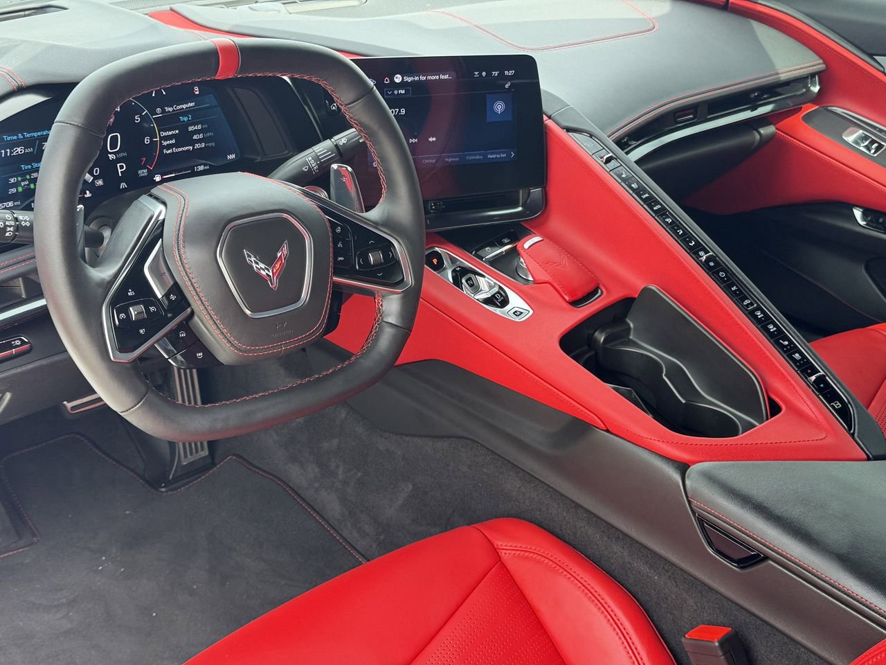 Used 2025 Chevrolet Corvette Stingray Preferred Cpe w/ Stealth Interior Trim Package image 9