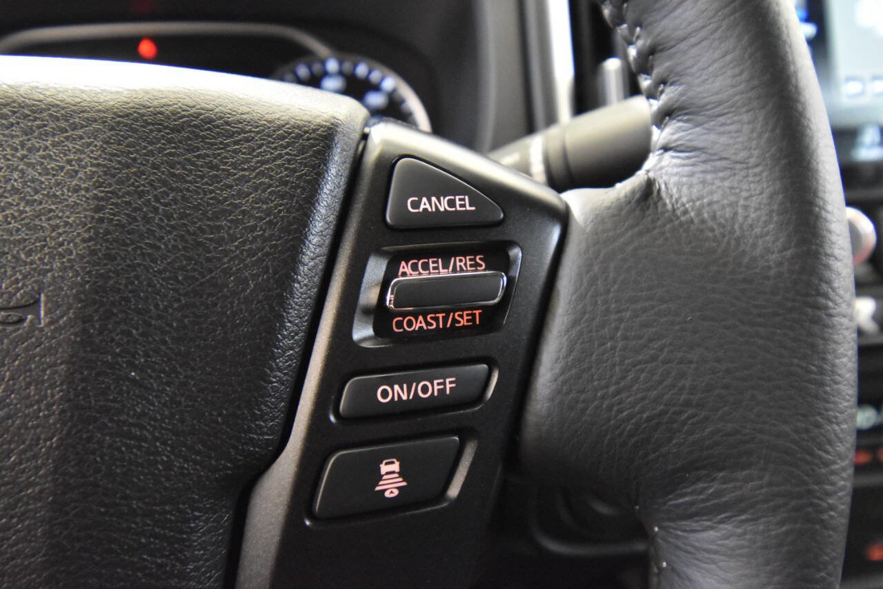 Used 2025 Nissan Frontier SV w/ SV Convenience Package image 27