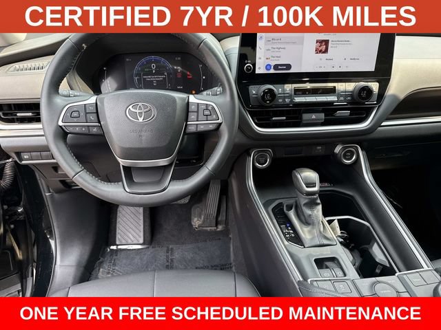 Used 2025 Toyota Grand Highlander FWD image 18