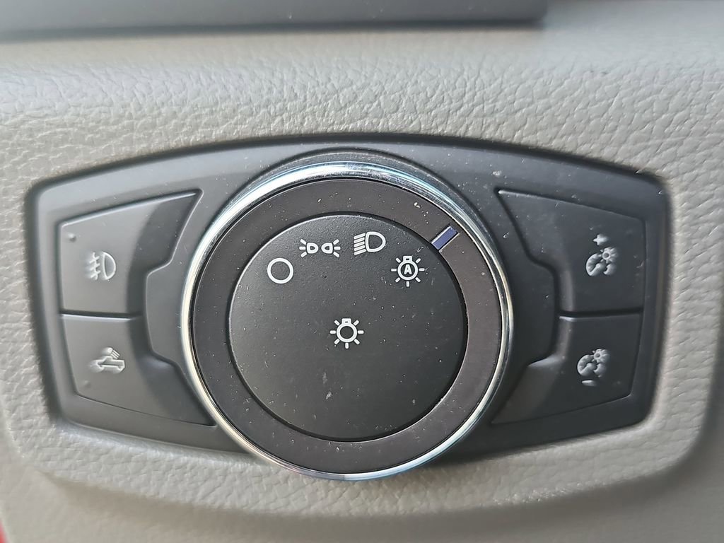 Used 2019 Ford F150 XLT w/ Equipment Group 302A Luxury image 25