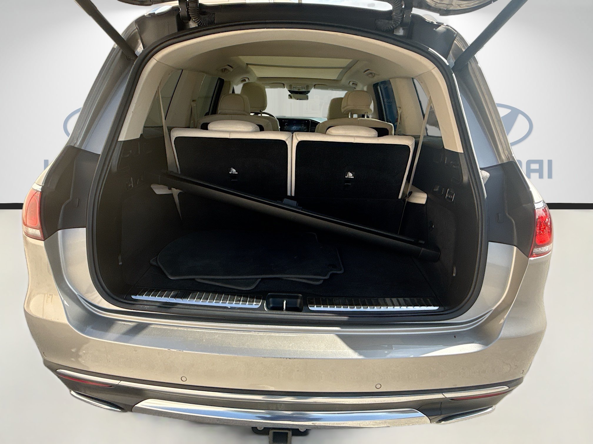 Used 2021 Mercedes-Benz GLS 450 4MATIC image 24