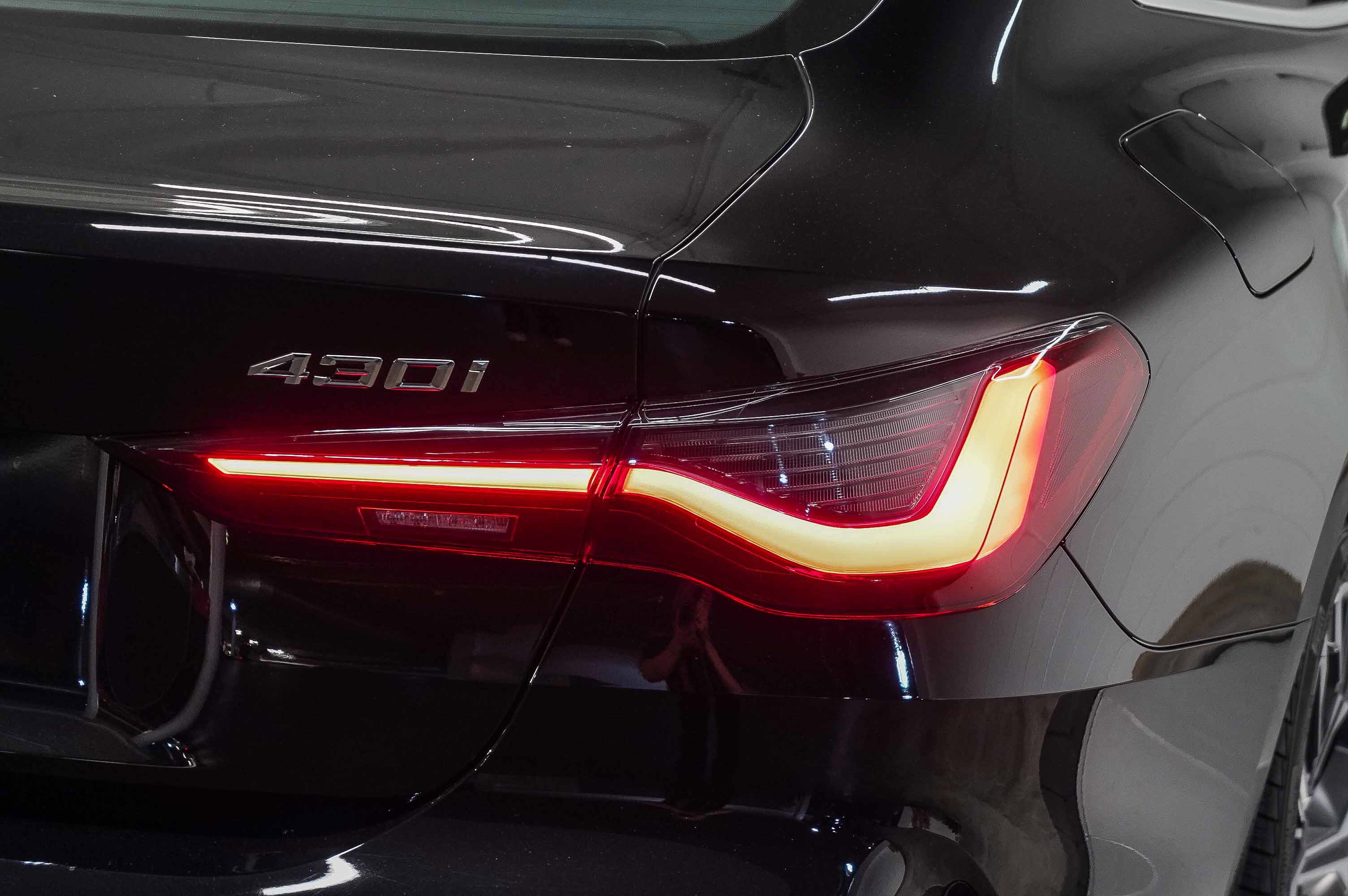 Used 2025 BMW 430i Coupe w/ Convenience Package image 7